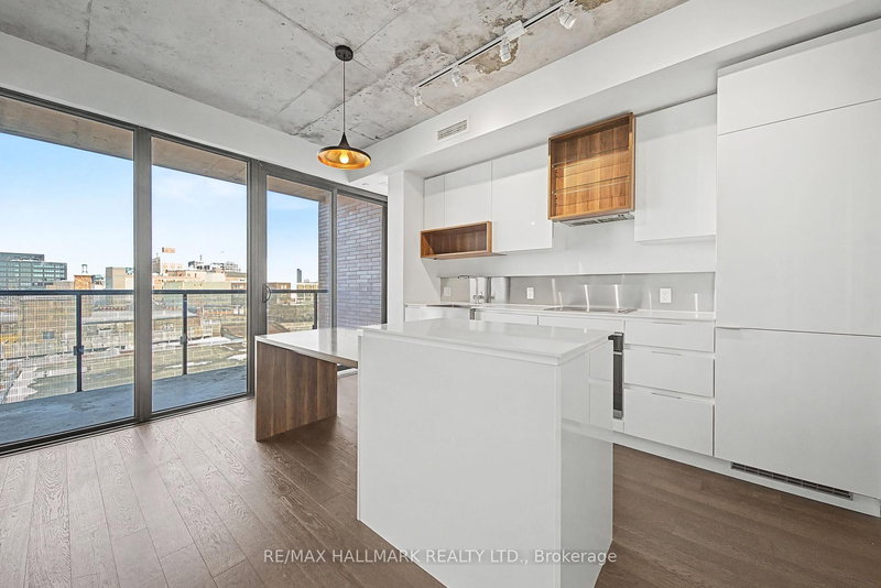 609 - 383 Sorauren Ave, Toronto, M6R 0A4 | Image 2