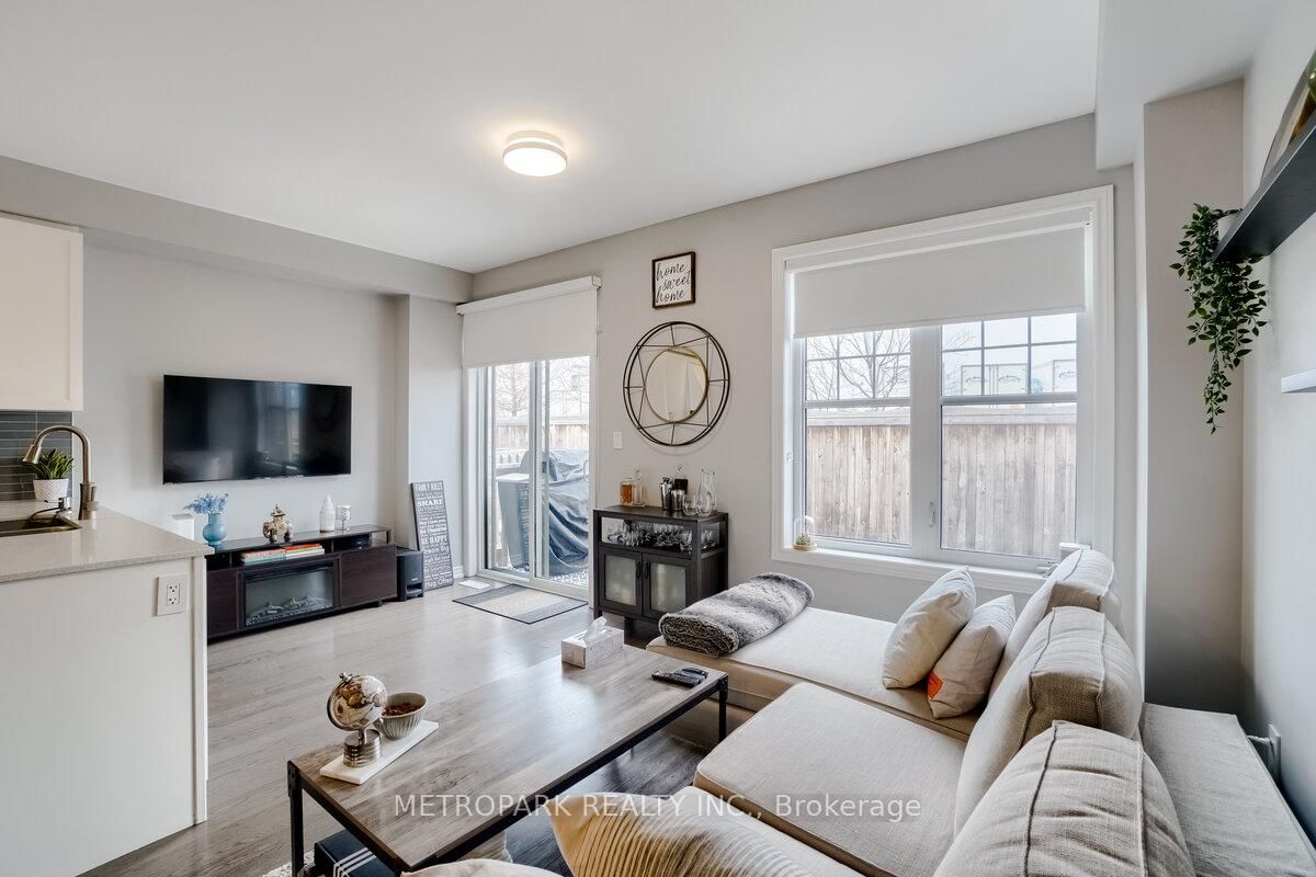 Townhouse for sale at 34 Morra Avenue, Caledon, Ontario, L7E 4K5 - Bolton East - MLS: W12826062