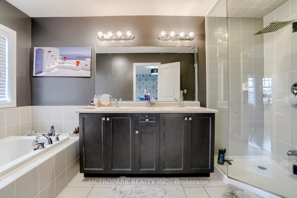 Townhouse for sale at 34 Morra Avenue, Caledon, Ontario, L7E 4K5 - Bolton East - MLS: W12826062