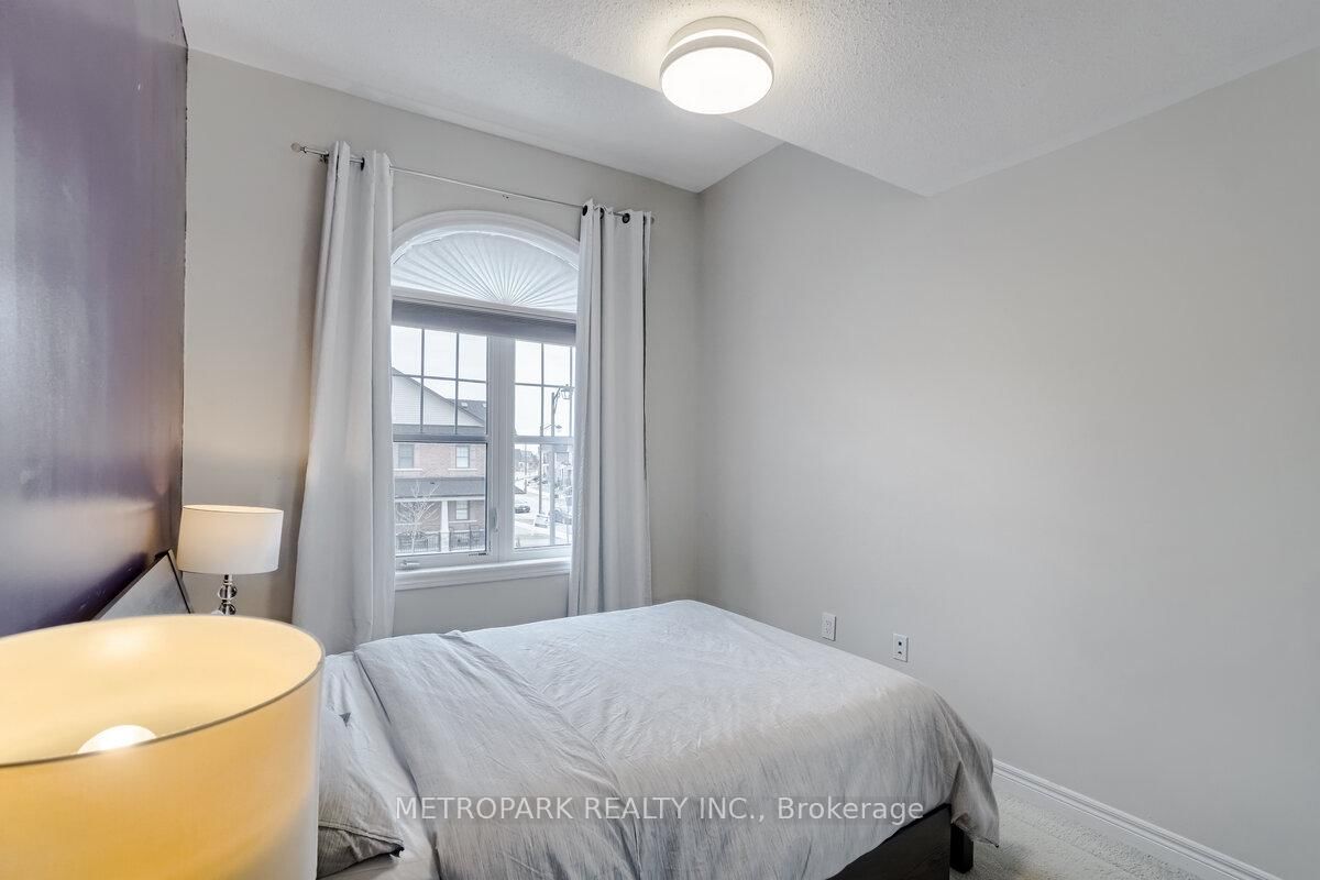 Townhouse for sale at 34 Morra Avenue, Caledon, Ontario, L7E 4K5 - Bolton East - MLS: W12826062