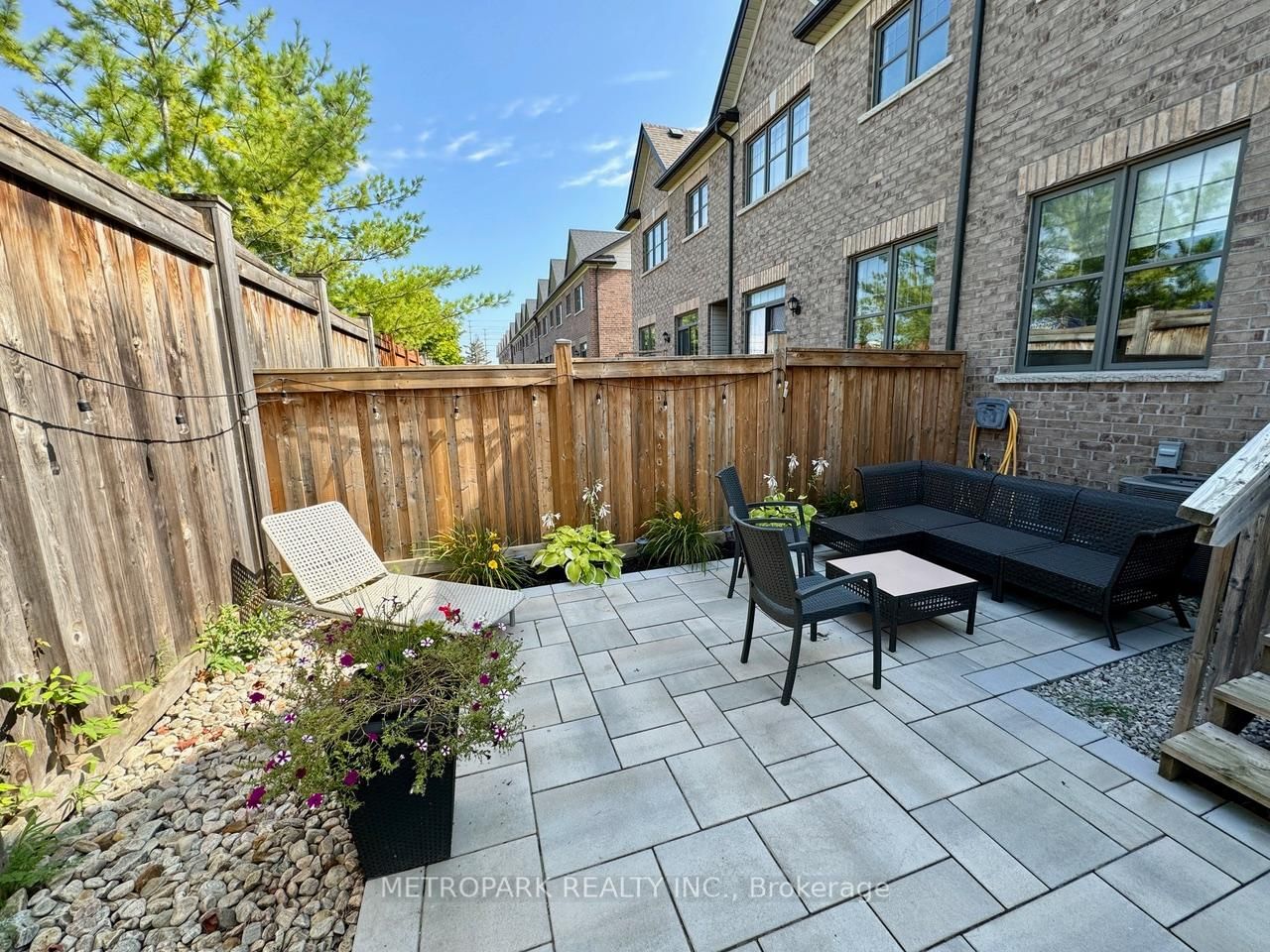 Townhouse for sale at 34 Morra Avenue, Caledon, Ontario, L7E 4K5 - Bolton East - MLS: W12826062