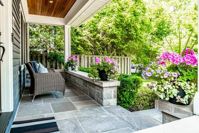 Detached House for sale at 44 Head Street, Oakville, Ontario, L6K 1L5 - Central - MLS: W12826420