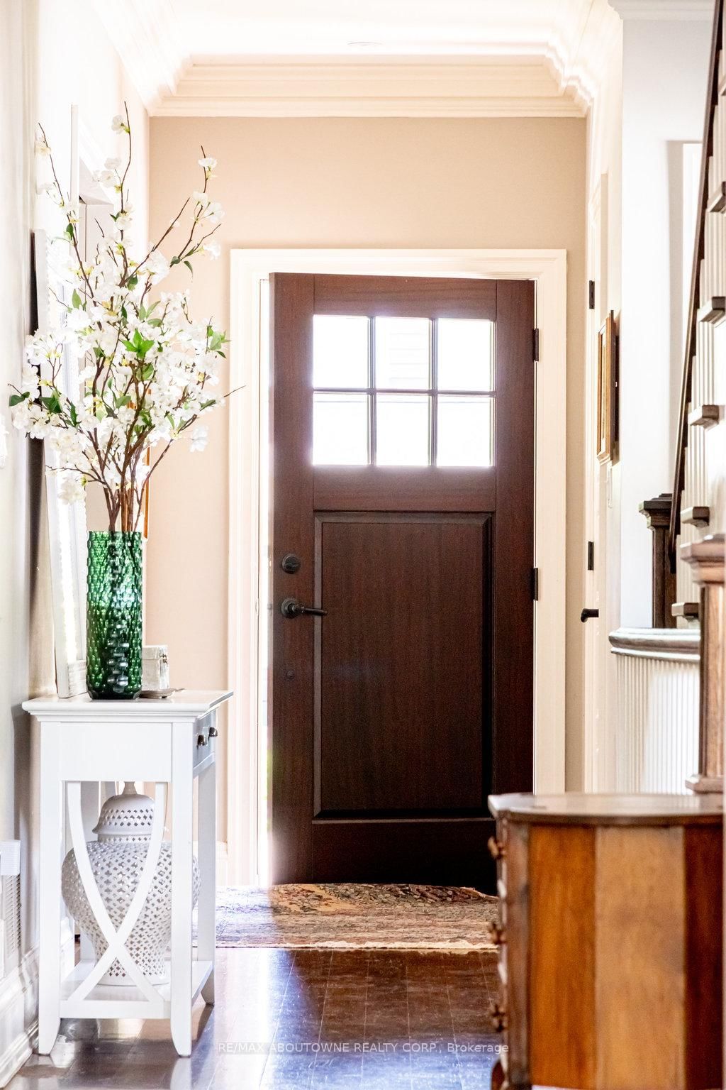 Detached House for sale at 44 Head Street, Oakville, Ontario, L6K 1L5 - Central - MLS: W12826420