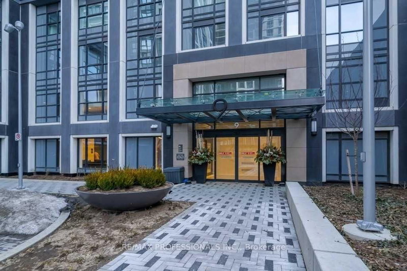 home for lease on 720-9 Mabelle Avenue