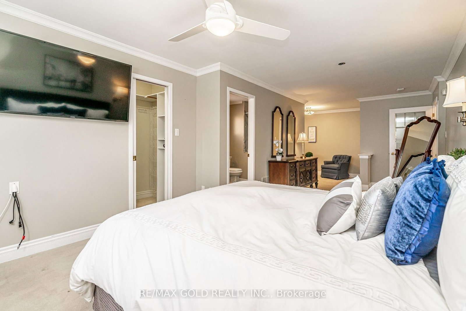 Detached House sold at 7 Oldham Crescent, Brampton, Ontario, L6Z 1W2 - Snelgrove - MLS: W12826724