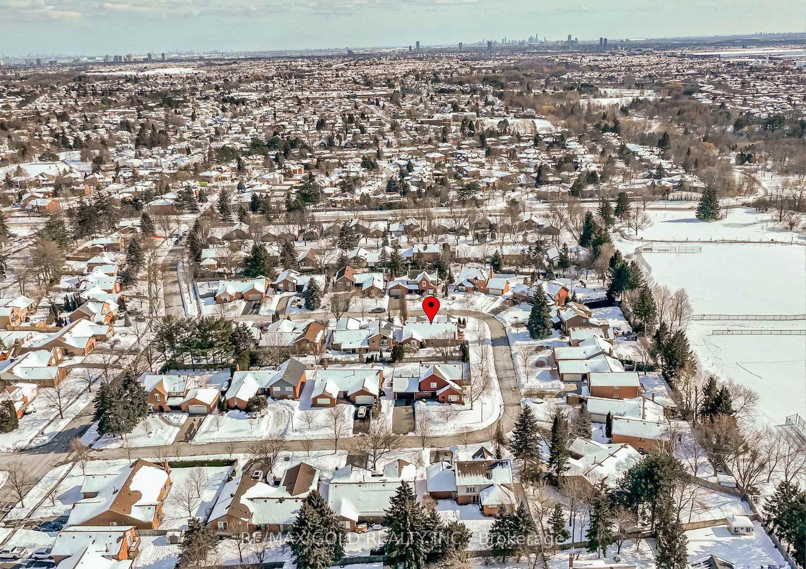 Detached House sold at 7 Oldham Crescent, Brampton, Ontario, L6Z 1W2 - Snelgrove - MLS: W12826724