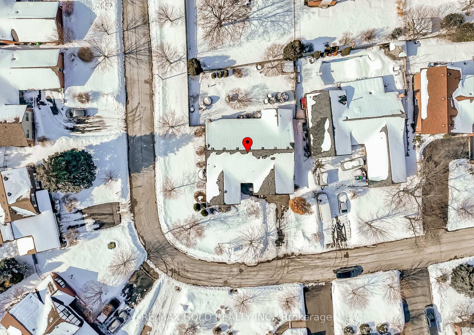 Detached House sold at 7 Oldham Crescent, Brampton, Ontario, L6Z 1W2 - Snelgrove - MLS: W12826724