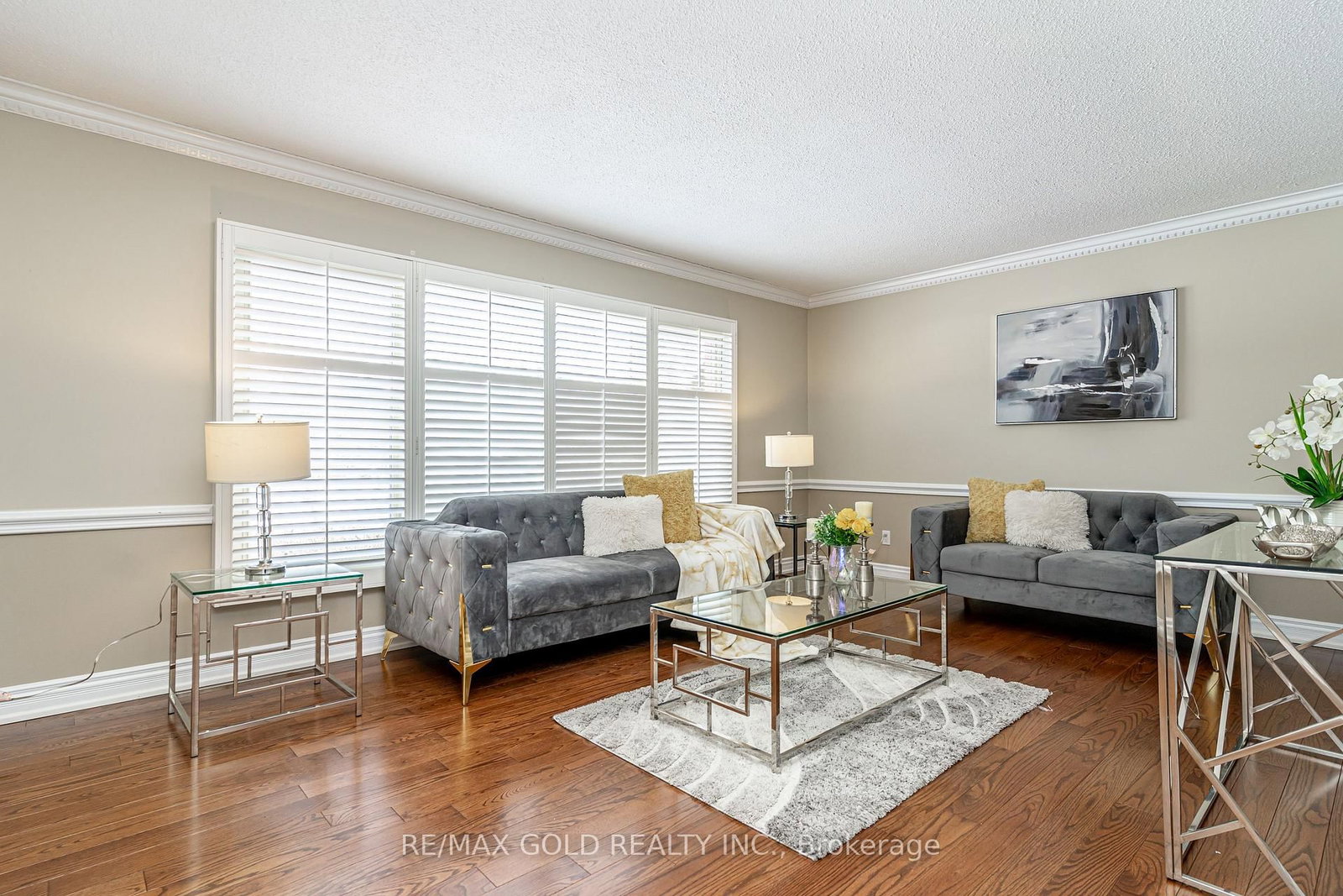 Detached House sold at 7 Oldham Crescent, Brampton, Ontario, L6Z 1W2 - Snelgrove - MLS: W12826724