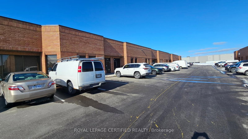 11 - 6315 Shawson Dr, Mississauga, L5T 1J2 | Image 2