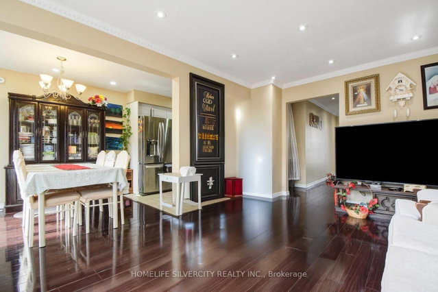 76 - 7500 Goreway Drive