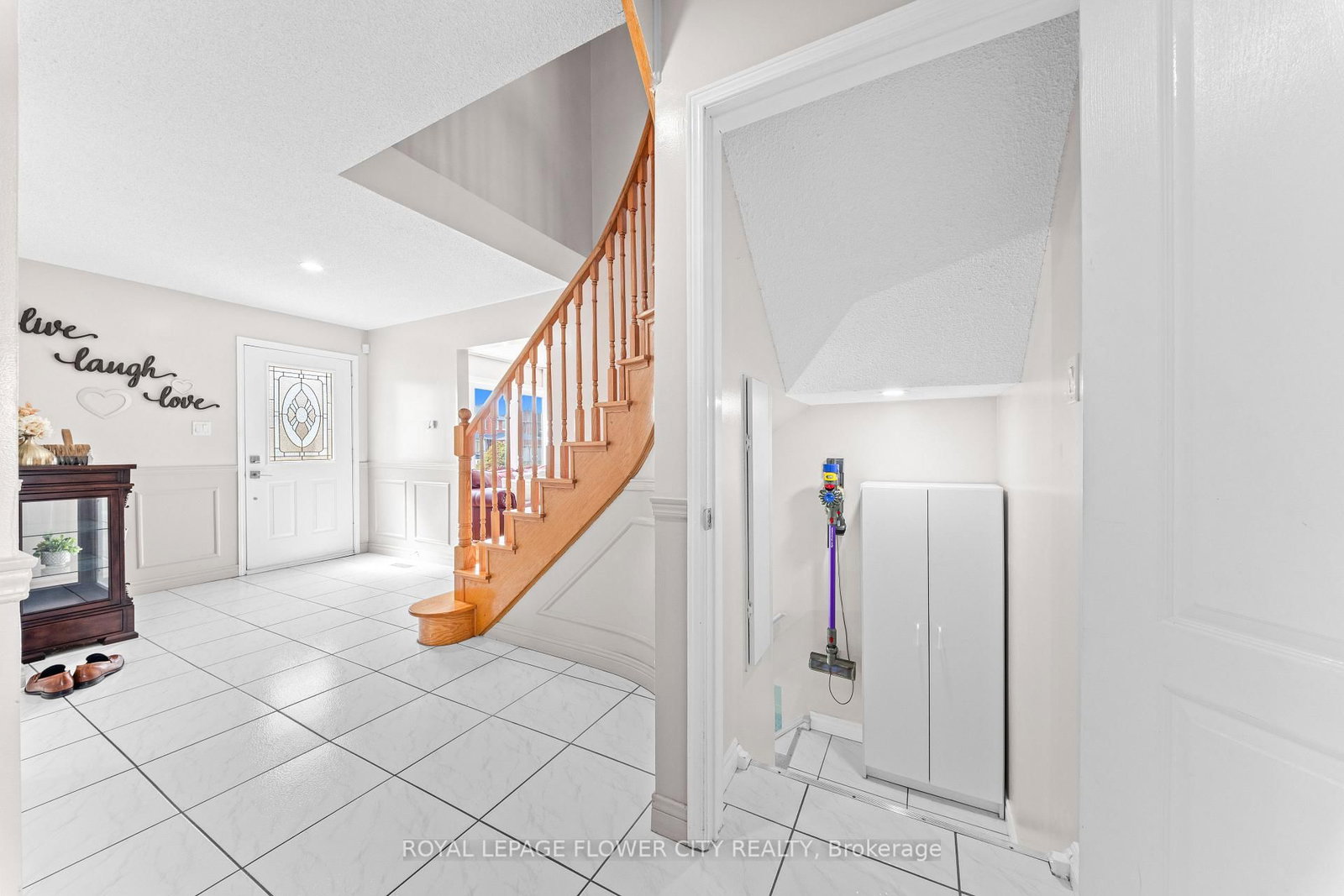 Detached House for sale at 60 Newgreen Crescent, Brampton, Ontario, L6S 4Y5 - Westgate - MLS: W12827762