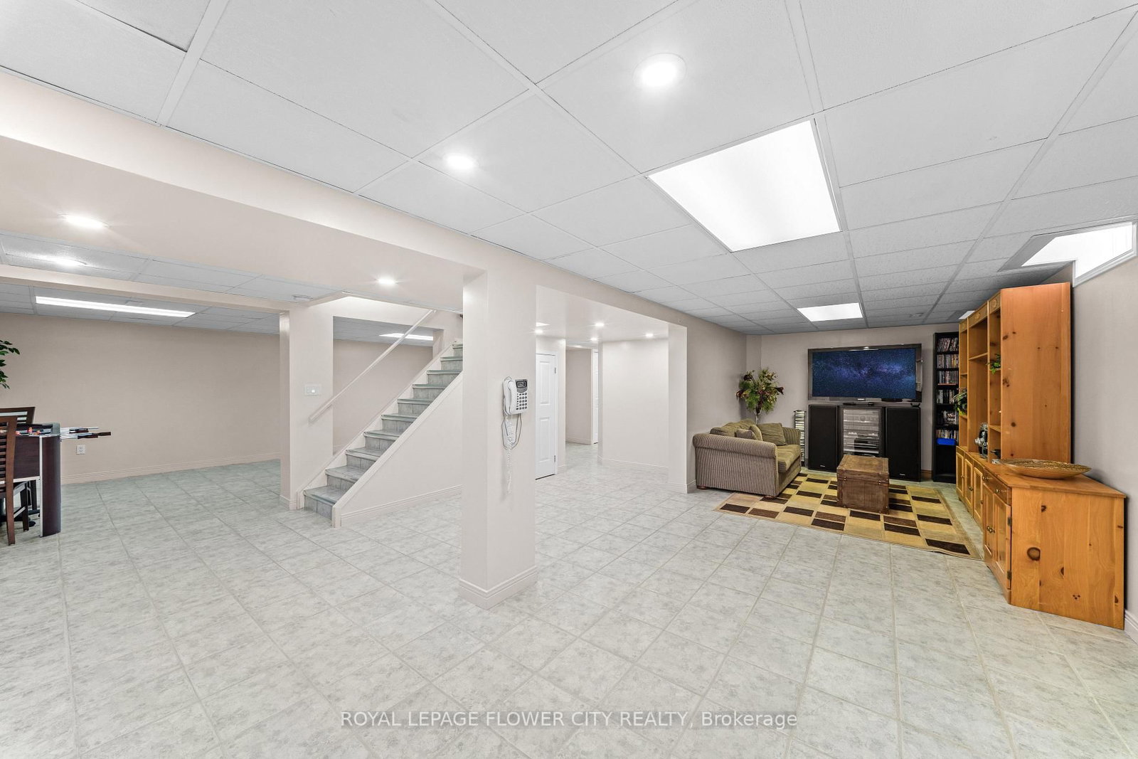 Detached House for sale at 60 Newgreen Crescent, Brampton, Ontario, L6S 4Y5 - Westgate - MLS: W12827762