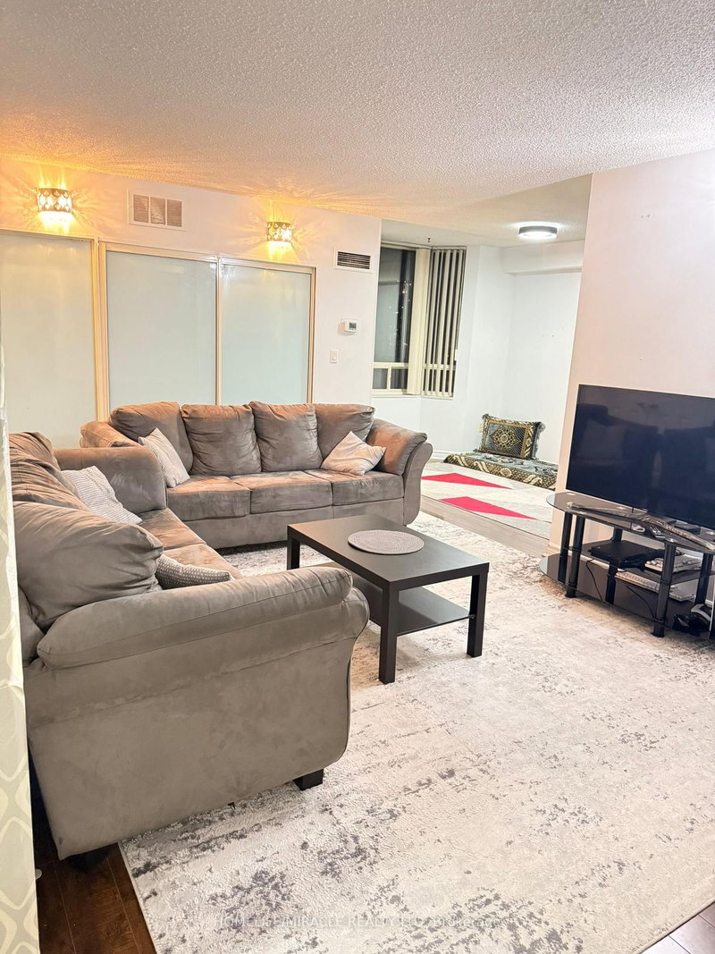 409 - 5 Lisa St, Brampton, L6T 4T4 | Image 2