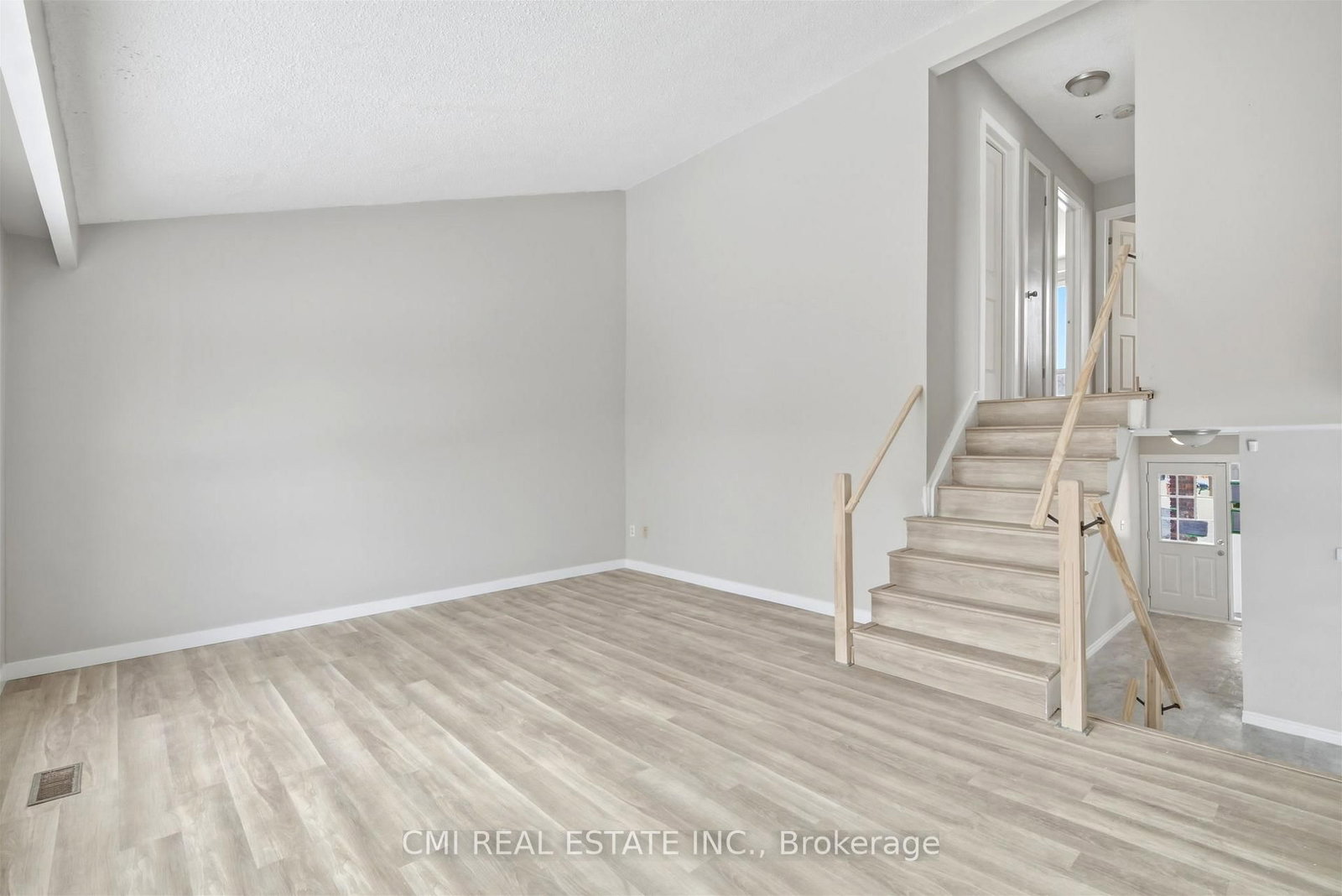 Semi-Detached House for sale at 47 Carter Drive, Brampton, Ontario, L6V 3N4 - Brampton North - MLS: W12828670