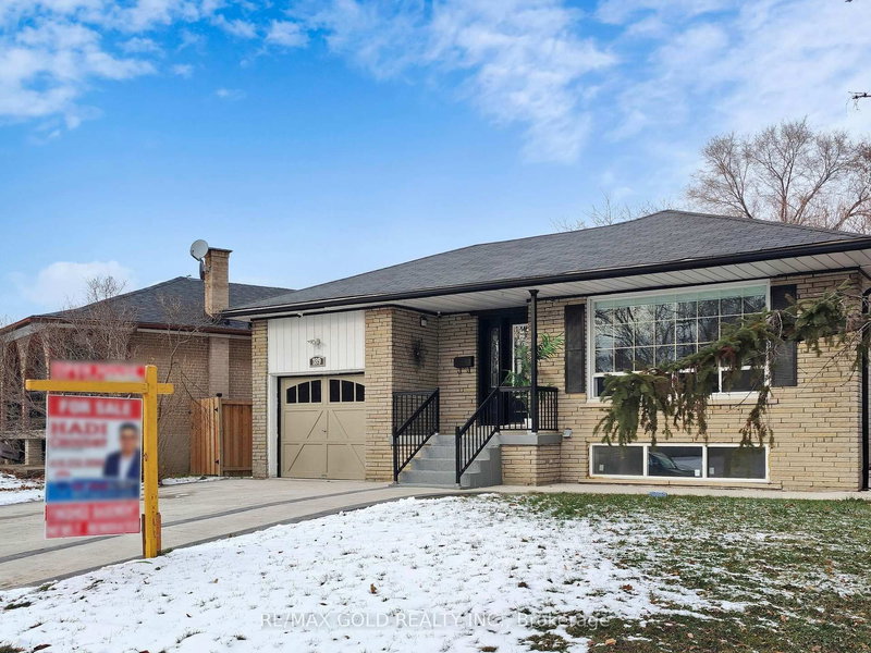 189 Kingsview Blvd, Toronto, M9R 1V7 | Image 3