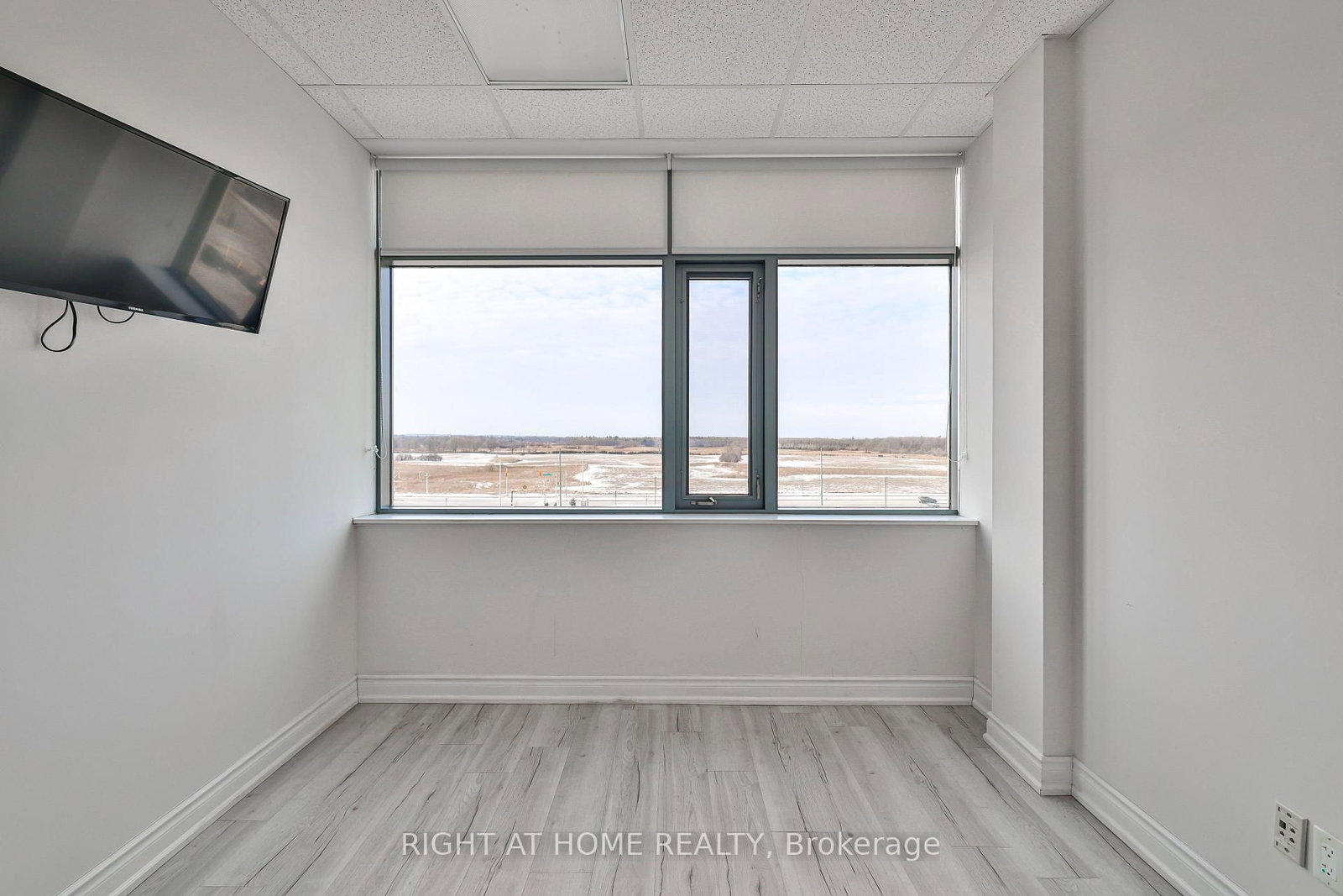 3075 Hospital Gate, Unit 414 - Photo 14