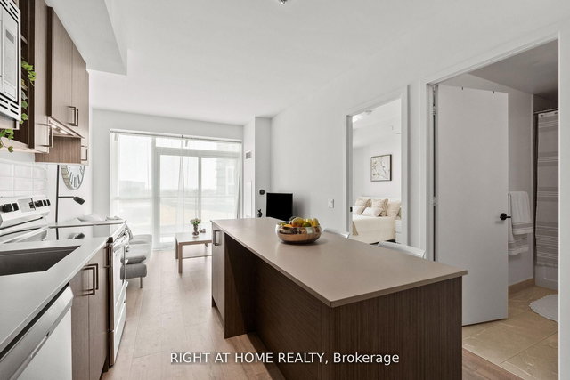 509 - 60 George Butchart Drive