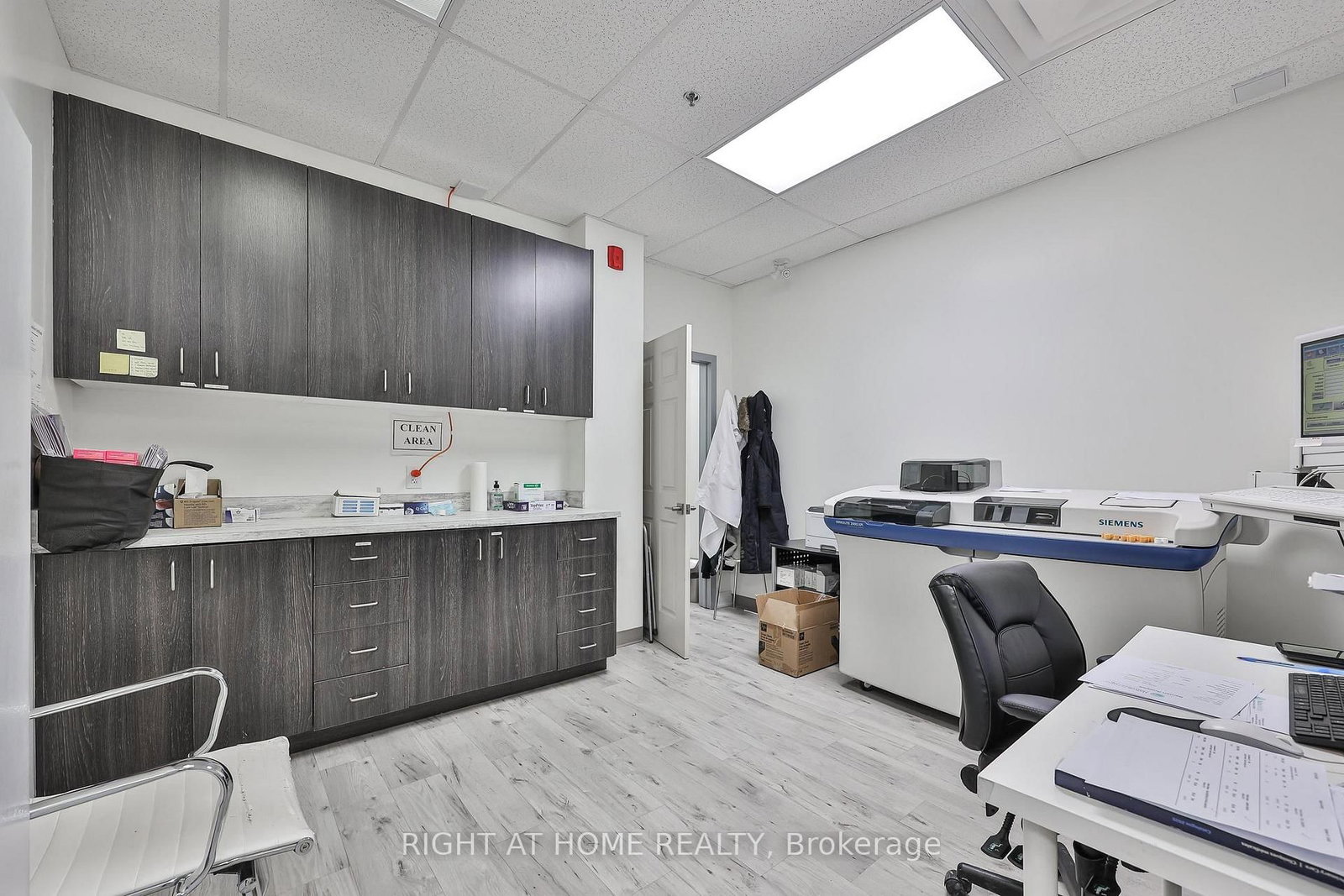 3075 Hospital Gate E, Unit 417 - Photo 22