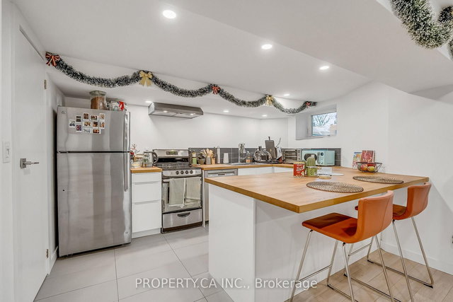 Lower - 272 Keele Street