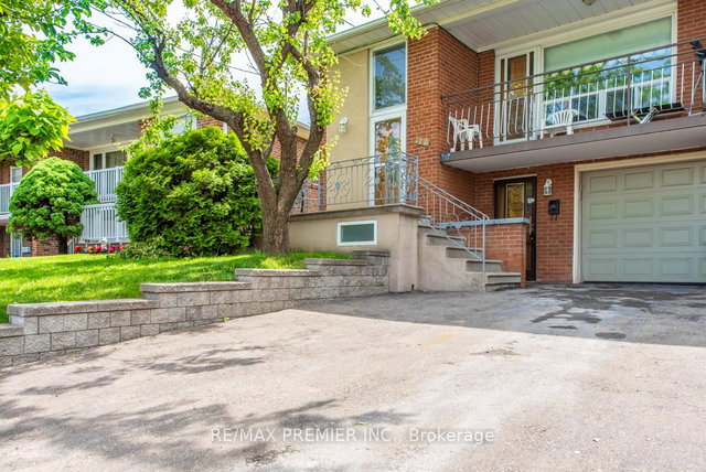 Main Floor - 569 Roding Street