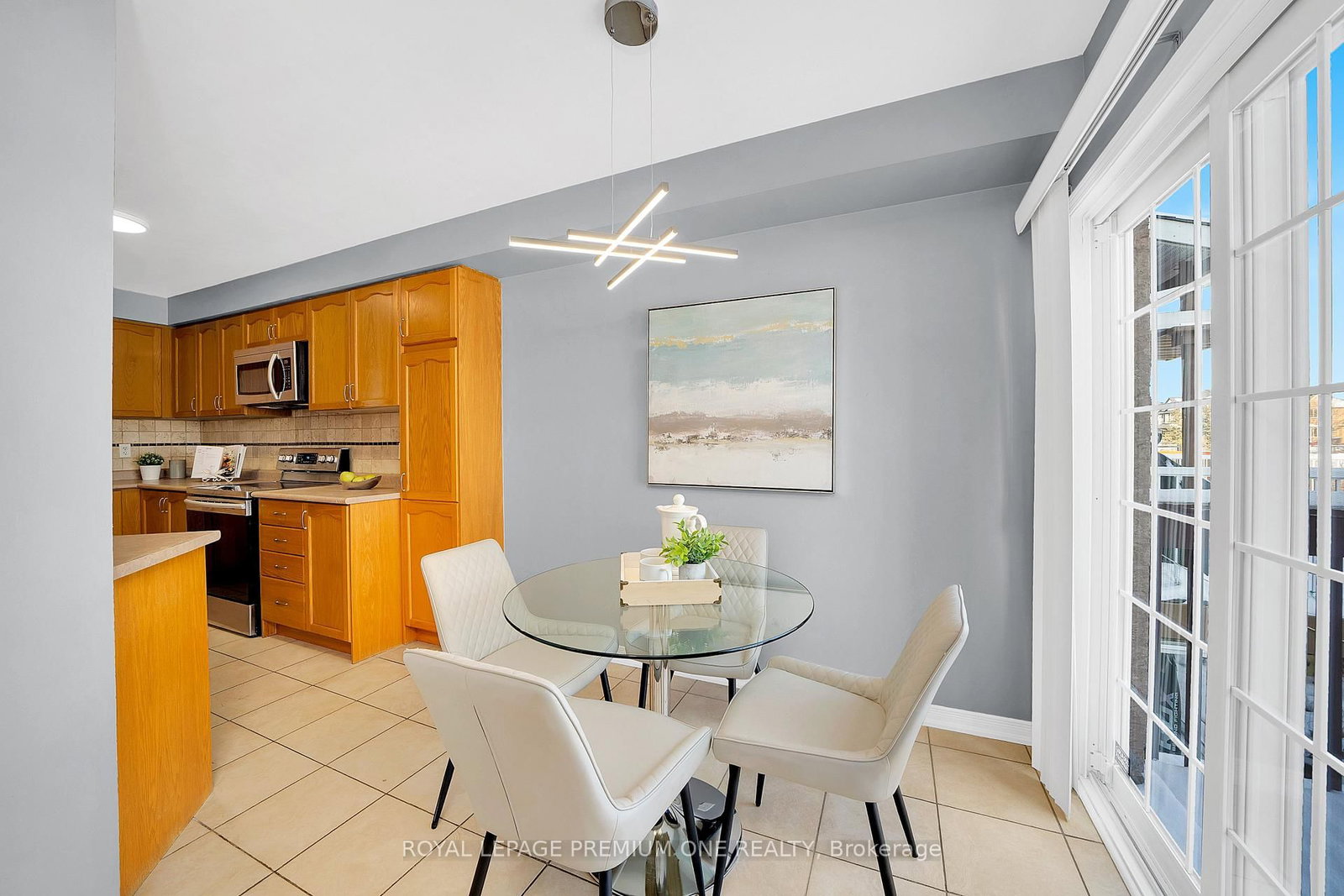 Townhouse for sale at 13 Summitridge Court, Brampton, Ontario, L6P 2E5 - Bram East - MLS: W12830158