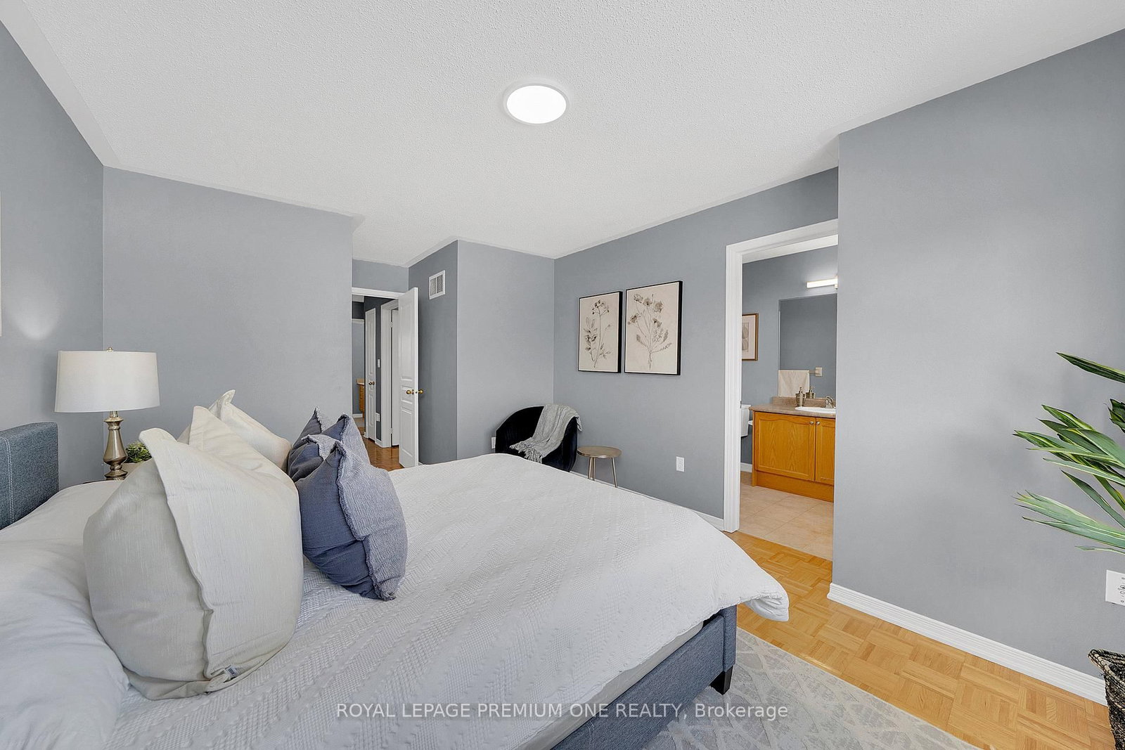 Townhouse for sale at 13 Summitridge Court, Brampton, Ontario, L6P 2E5 - Bram East - MLS: W12830158