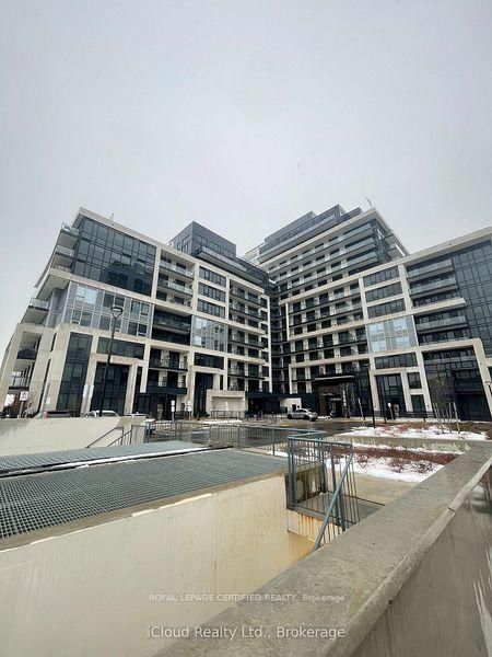 835 - 395 Dundas Street