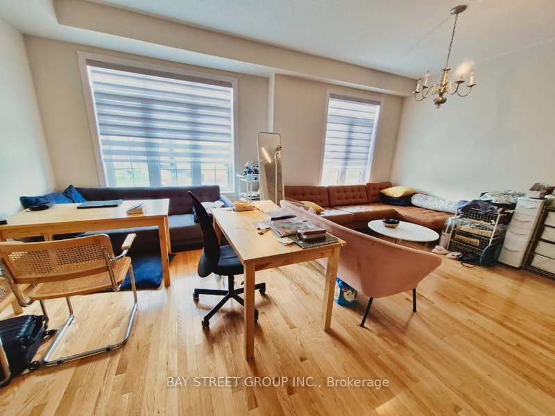 3038 George Savage Ave, Oakville, L6M 0Z1 | Image 2