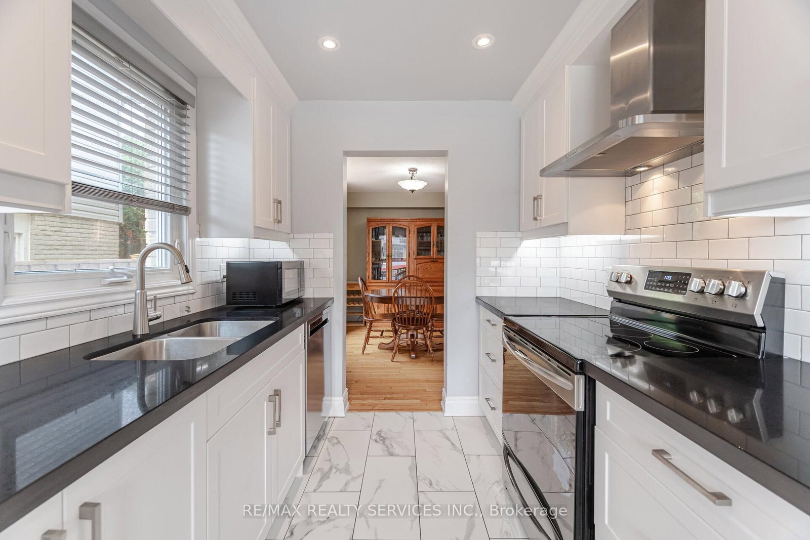 Semi-Detached House for sale at 12 Sparklett Crescent, Brampton, Ontario, L6Z 1M8 - Heart Lake East - MLS: W12830696