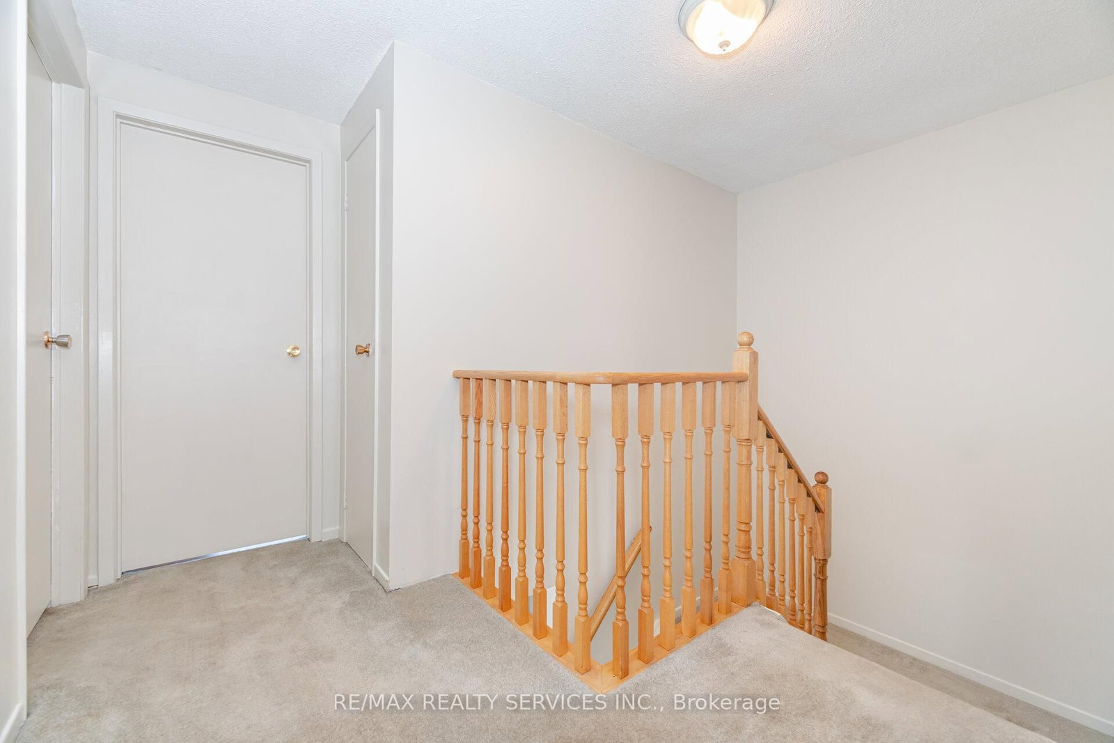 Semi-Detached House for sale at 12 Sparklett Crescent, Brampton, Ontario, L6Z 1M8 - Heart Lake East - MLS: W12830696