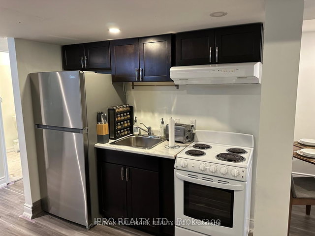 Bsmt - 853 Fourth Street