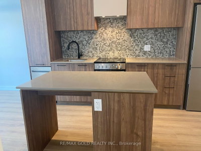 10 Lagerfeld Brampton,ON L7A 5L3 — Photo 12