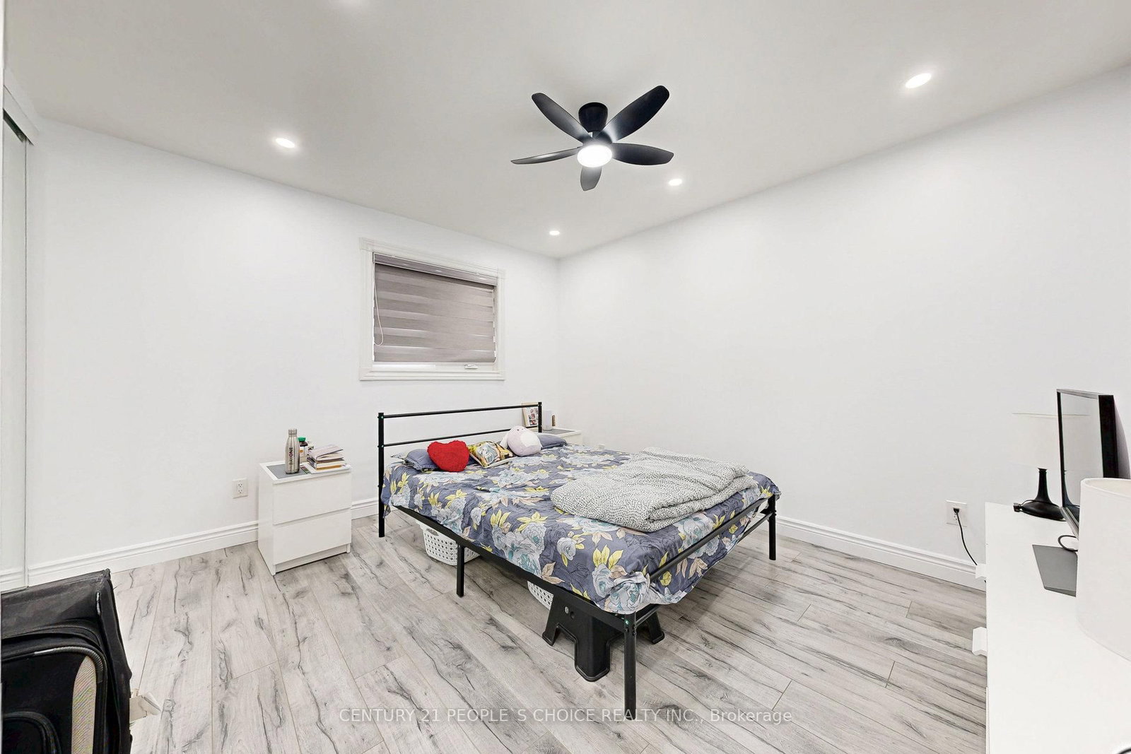 Detached House for sale at 31 Dorking Drive, Brampton, Ontario, L6Z 3T9 - Heart Lake West - MLS: W12831586