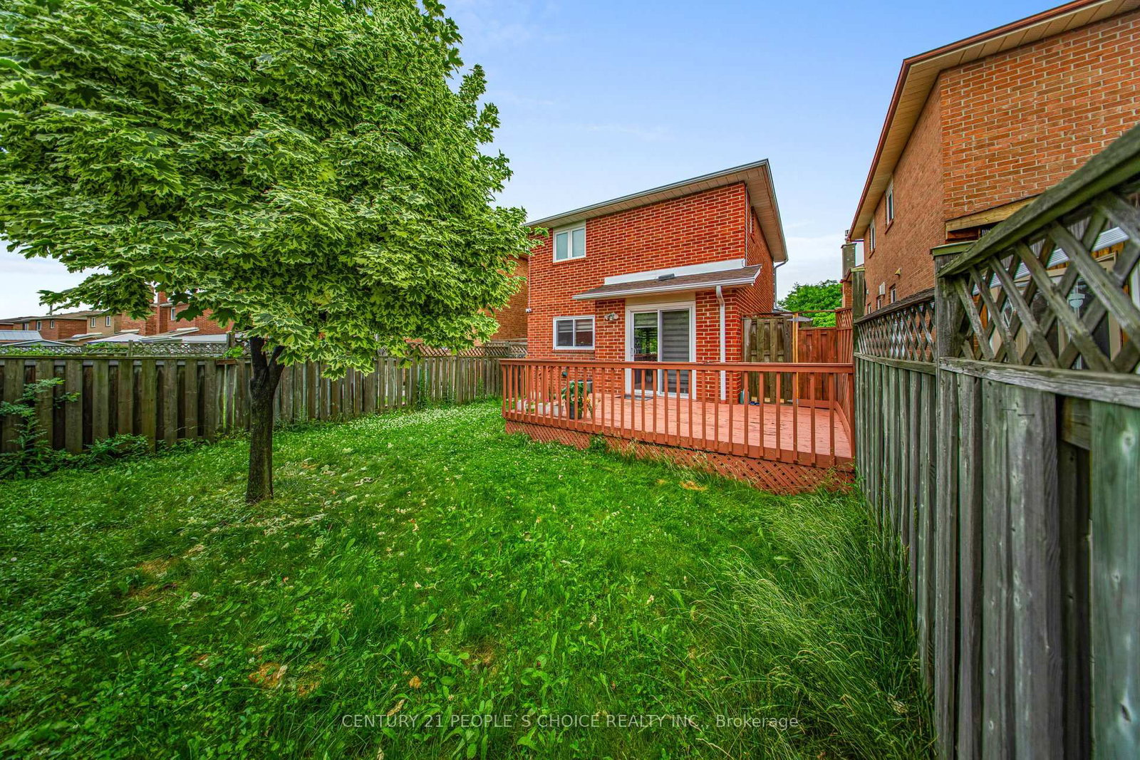 Detached House for sale at 31 Dorking Drive, Brampton, Ontario, L6Z 3T9 - Heart Lake West - MLS: W12831586