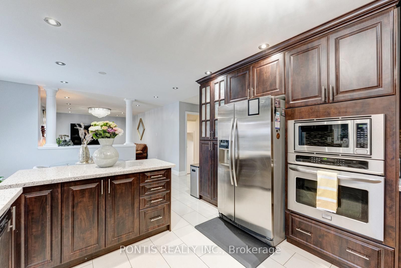 Detached House for sale at 48 Sawston Circle, Brampton, Ontario, L7A 2N7 - Fletcher's Meadow - MLS: W12831638