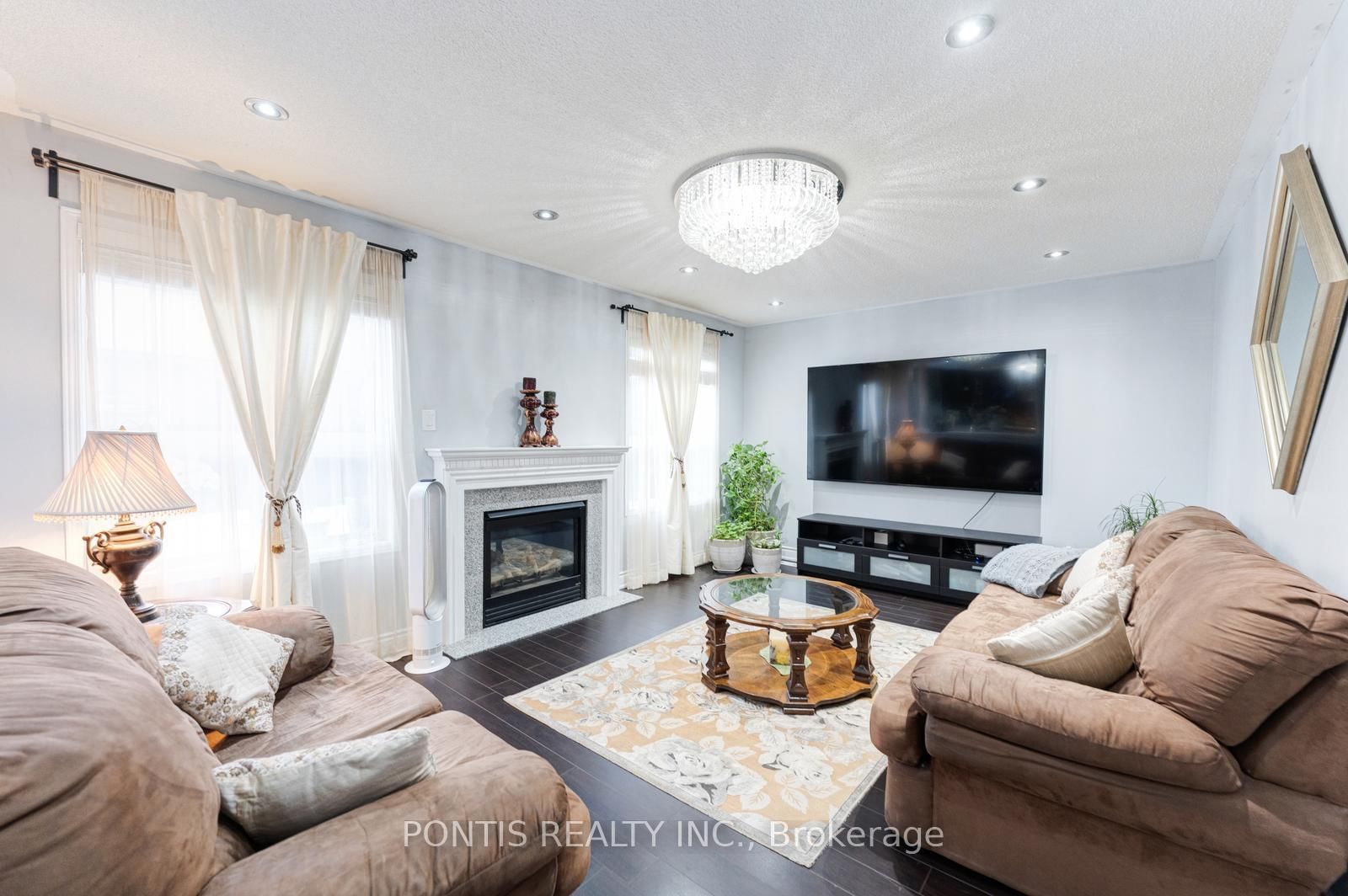 Detached House for sale at 48 Sawston Circle, Brampton, Ontario, L7A 2N7 - Fletcher's Meadow - MLS: W12831638