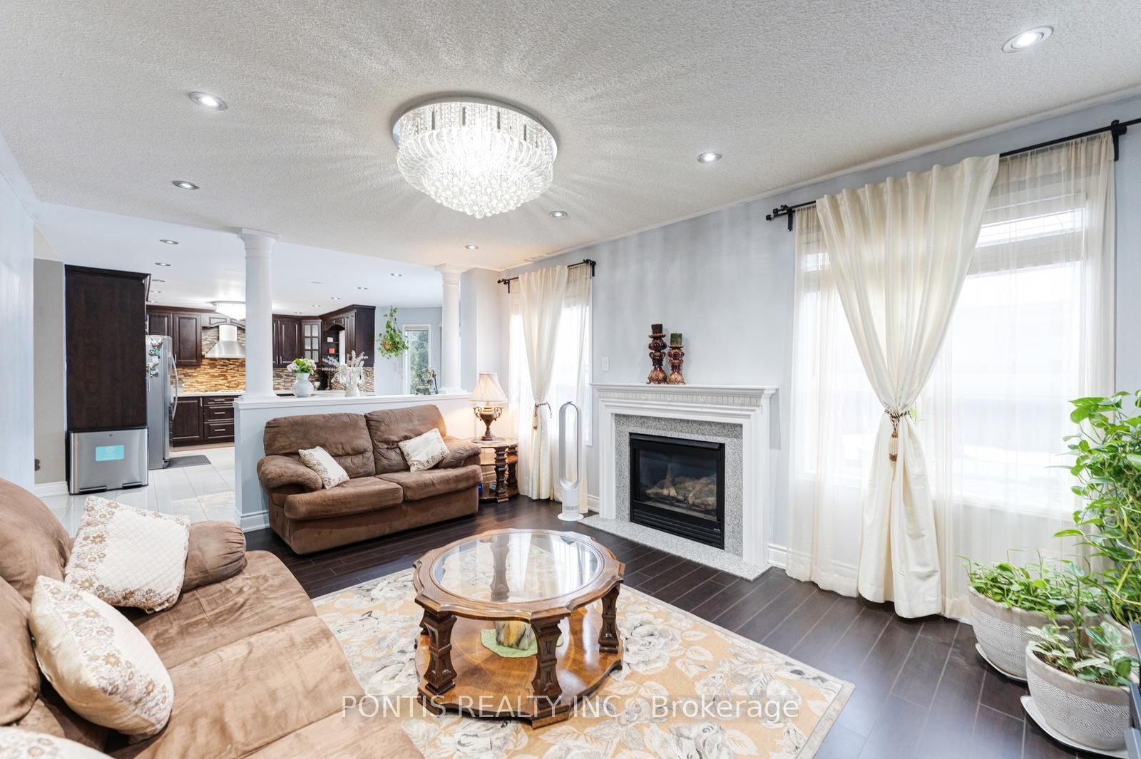 Detached House for sale at 48 Sawston Circle, Brampton, Ontario, L7A 2N7 - Fletcher's Meadow - MLS: W12831638