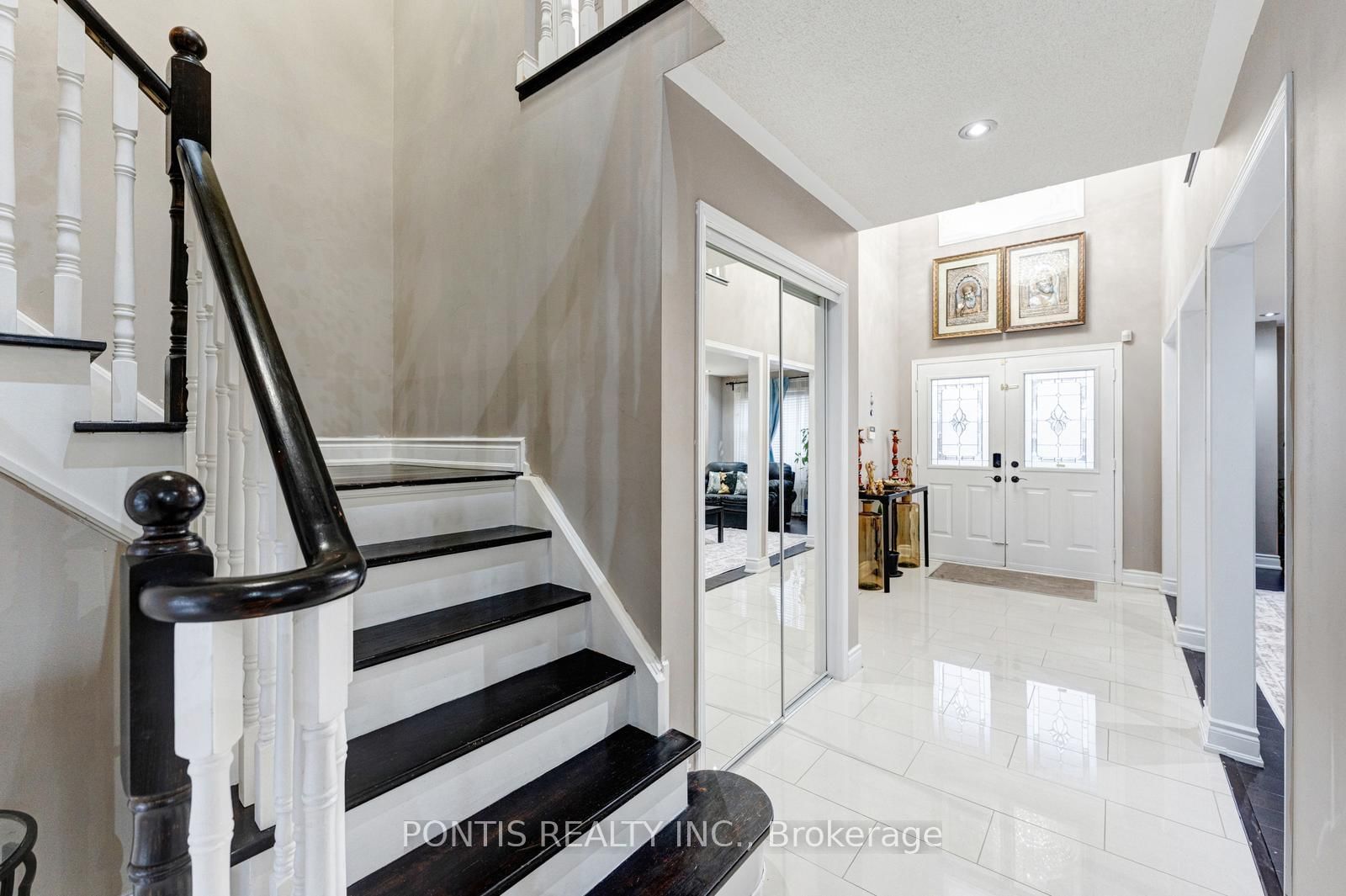 Detached House for sale at 48 Sawston Circle, Brampton, Ontario, L7A 2N7 - Fletcher's Meadow - MLS: W12831638