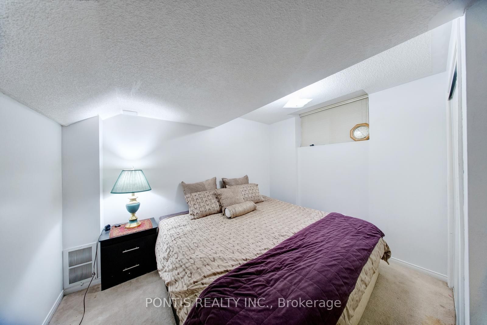 Detached House for sale at 48 Sawston Circle, Brampton, Ontario, L7A 2N7 - Fletcher's Meadow - MLS: W12831638