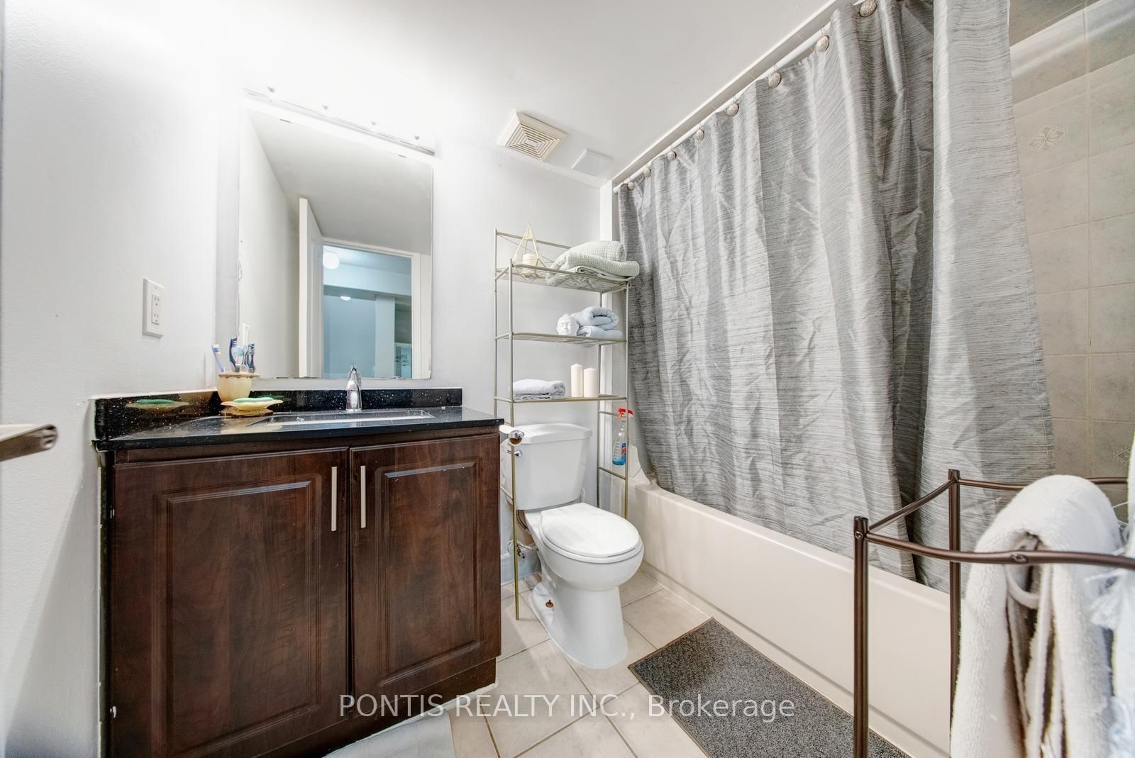 Detached House for sale at 48 Sawston Circle, Brampton, Ontario, L7A 2N7 - Fletcher's Meadow - MLS: W12831638