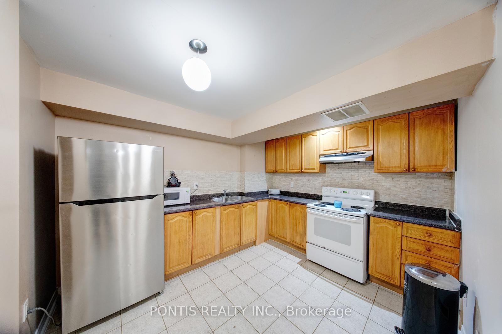 Detached House for sale at 48 Sawston Circle, Brampton, Ontario, L7A 2N7 - Fletcher's Meadow - MLS: W12831638