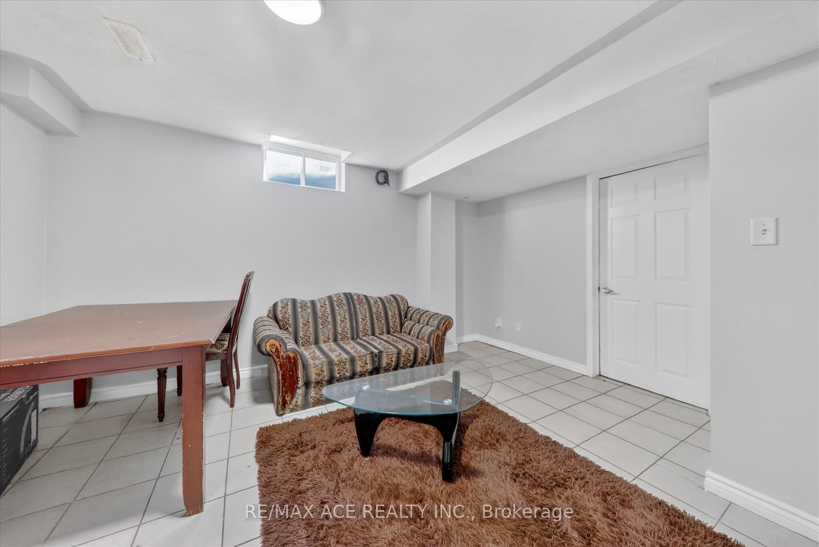 Listing Image 38