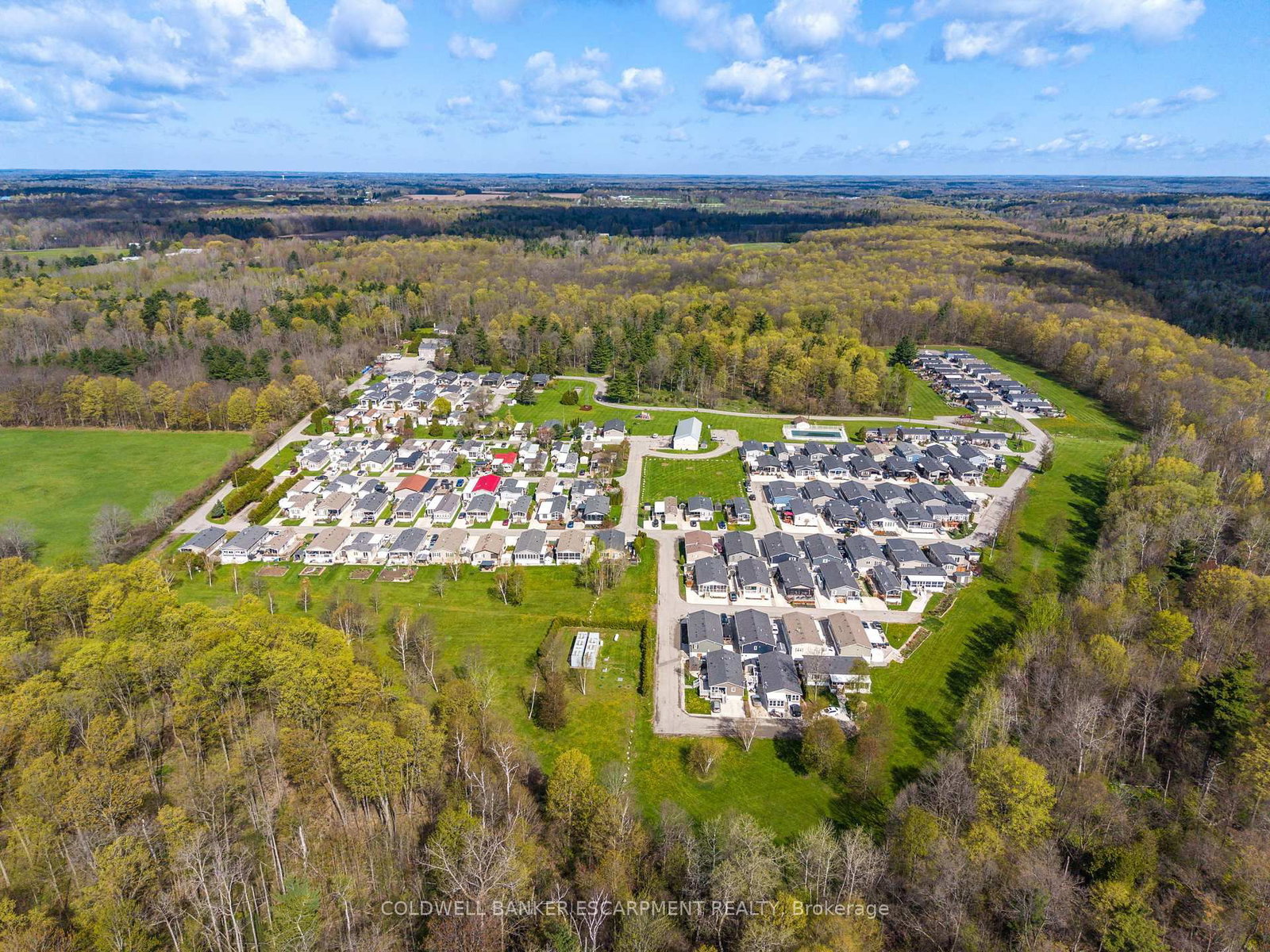 Modular Home sold at 5 S-4449 Milburough Line, Burlington, Ontario, L7P 0P5 - Rural Burlington - MLS: W12831790