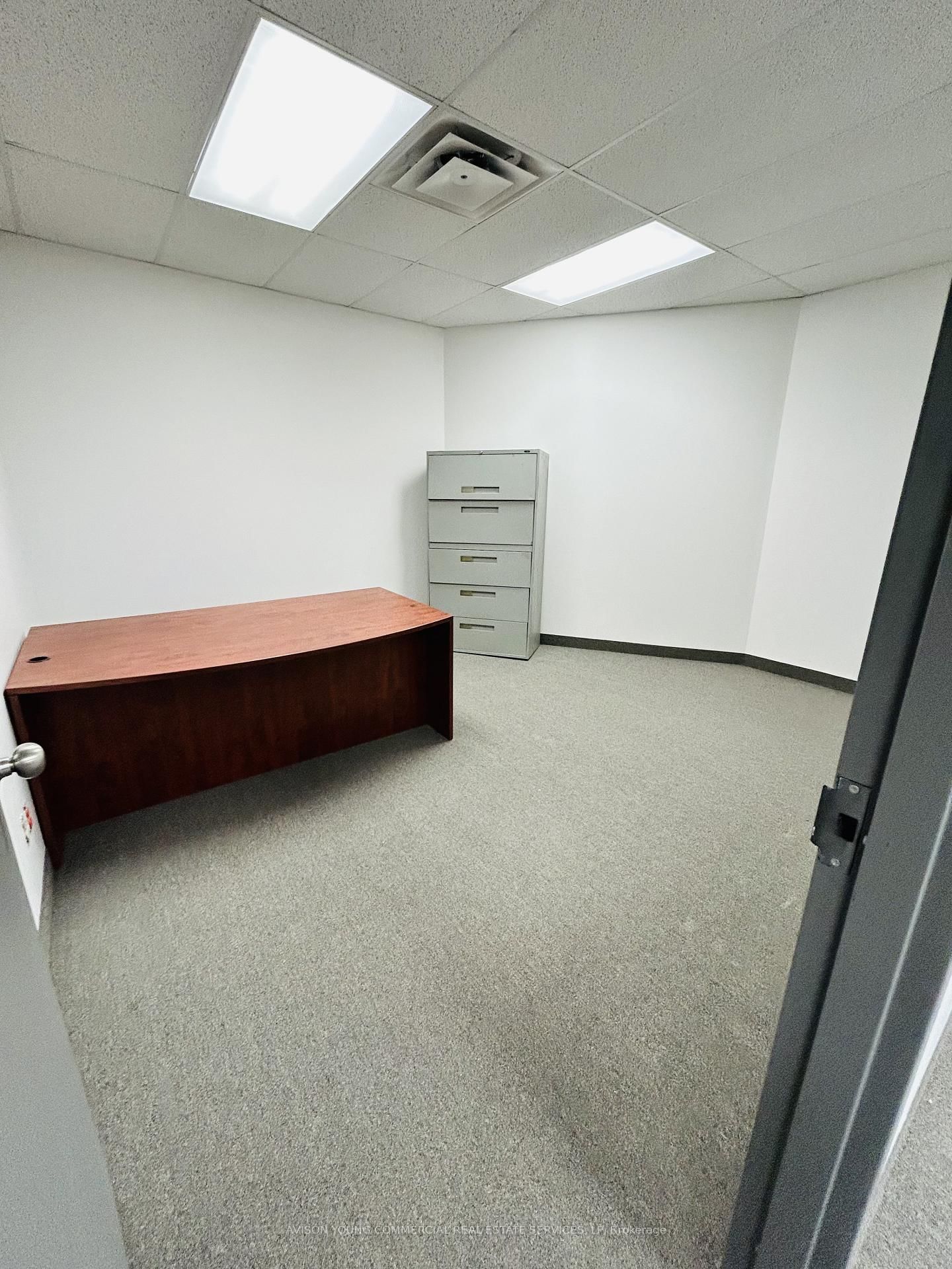 591 Brant St. Street, Unit Unit B - Photo 4