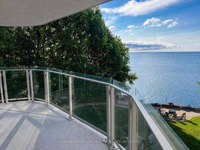 304 - 2190 Lakeshore Road
