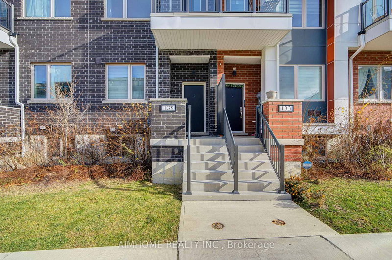 135 Frederick Tisdale Dr, Toronto, M3K 0C6 | Image 2