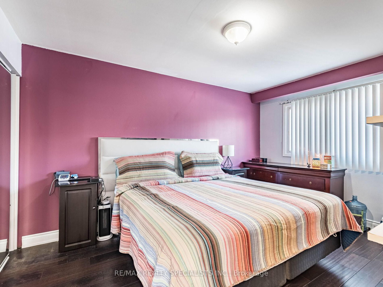 Semi-Detached House for sale at 18 Ashford Court, Brampton, Ontario, L6V 2Z1 - Brampton North - MLS: W12833166