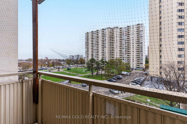 513 - 340 Dixon Road