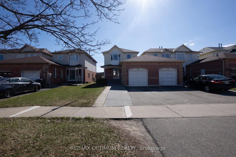 108 Timberlane Dr, Brampton, L6Y 4V7 | Image 2