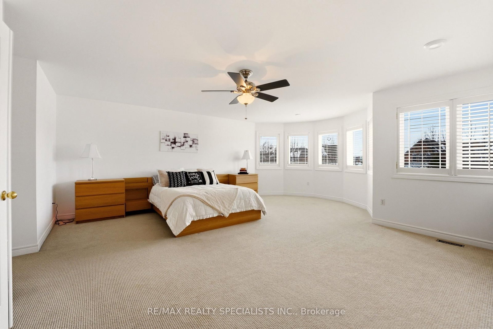 Detached House for sale at 16 Curry Crescent, Halton Hills, Ontario, L7G 5L4 - Georgetown - MLS: W12833440